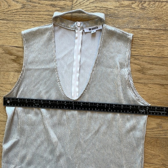 BB Dakota bellow top - Picture 9 of 11